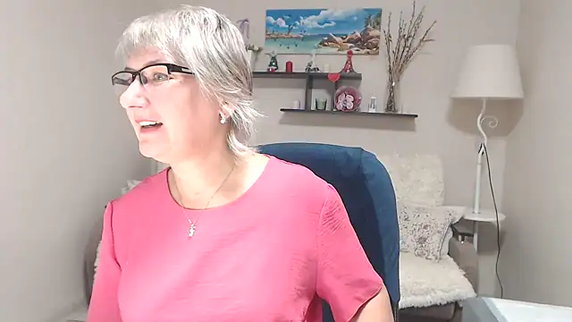 FleurMays online show from October 20, 5:08 am