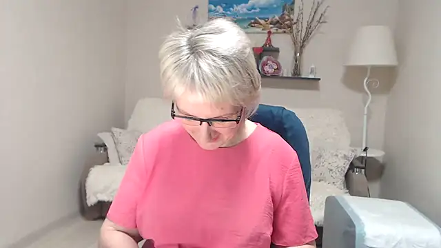 FleurMays online show from February 26, 3:44 pm