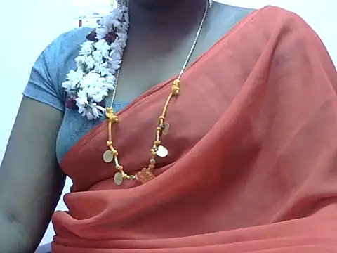 Hot akshara online show from January 9, 5:15 pm