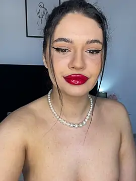 Snapshot of Nefera_De_Nile chatting on February 27, 8:39 am Nefera De Nile online show from February 27, 8:39 am