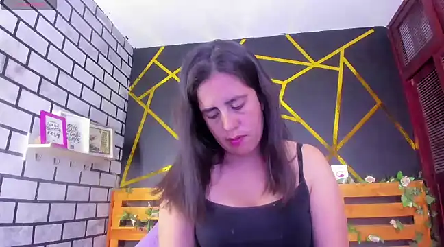 kathina giraldo online show from December 27, 4:21 pm