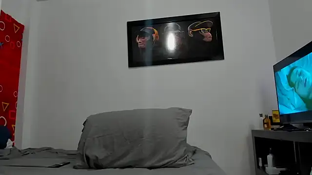 OliverBennet online show from October 3, 3:14 am