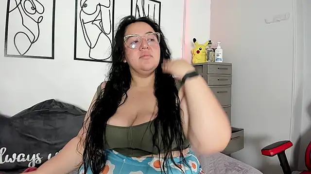 RubyPirsso18 online show from April 2, 8:17 pm