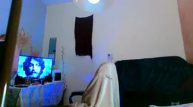 Snapshot of lilyhornyhousewife chatting on March 8, 6:32 am lilyhornyhousewife online show from March 8, 6:32 am