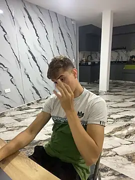 oliver Lz online show from October 29, 6:15 am