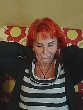 CassandraSandra44 online show from May 28, 4:26 pm