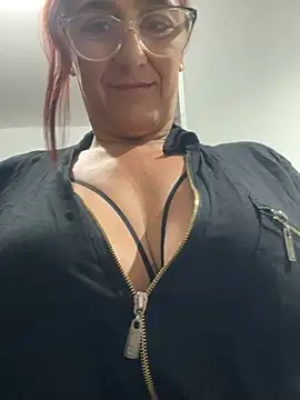 anastasia and jordan online show from February 5, 9:25 am