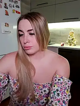 Cute Hot Alice online show from December 26, 7:27 pm