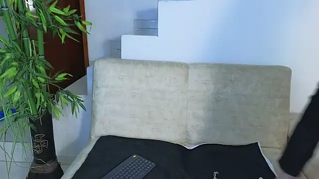 Lorenne Miller online show from October 28, 3:54 am