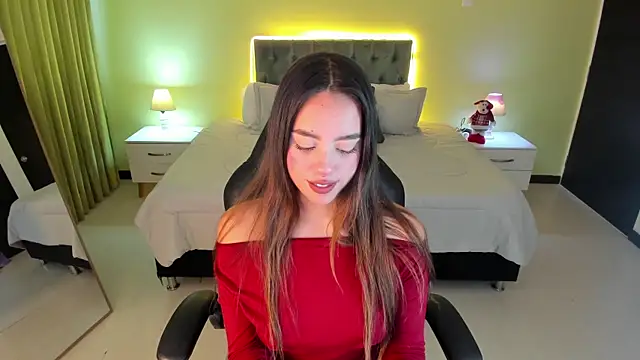  Charlotte evans 1 online show from December 3, 9:46 pm