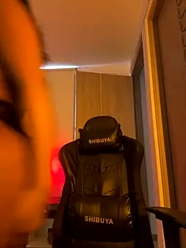 Snapshot of Jessie-pradoo chatting on November 25, 8:20 pm Jessie-pradoo online show from November 25, 8:20 pm