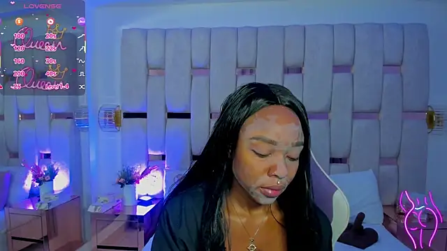 mia schwarz online show from February 11, 11:37 am