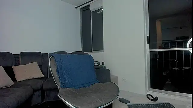 davis alx1 online show from December 17, 1:29 am