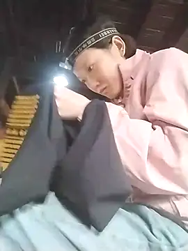 Snapshot of lytamye chatting on January 16, 4:17 am lytamye online show from January 16, 4:17 am