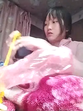 Snapshot of lytamye chatting on March 10, 1:56 am lytamye online show from March 10, 1:56 am