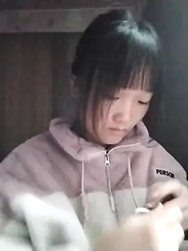 Snapshot of lytamye chatting on March 17, 2:08 am lytamye online show from March 17, 2:08 am