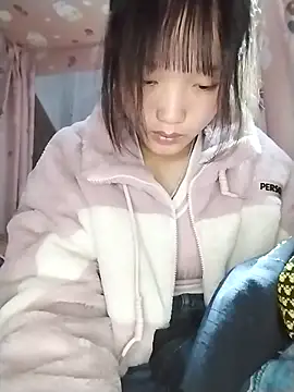 Snapshot of lytamye chatting on March 18, 2:04 pm lytamye online show from March 18, 2:04 pm