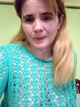 Snapshot of SannyMILF chatting on December 16, 11:44 am SannyMILF online show from December 16, 11:44 am