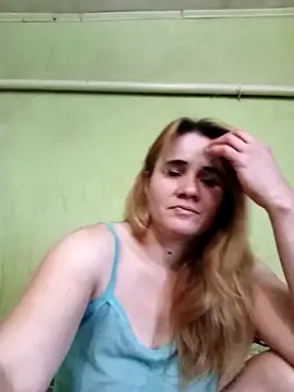 Snapshot of SannyMILF chatting on October 22, 10:04 am SannyMILF online show from October 22, 10:04 am