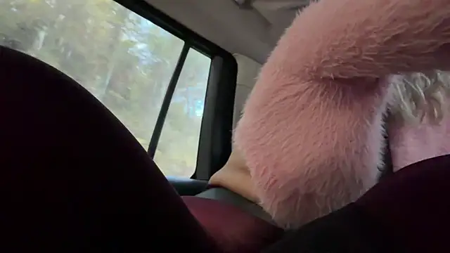 Snapshot of EmyLana chatting on October 24, 6:54 am EmyLana online show from October 24, 6:54 am