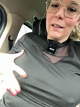 EmyLana online show from January 18, 10:08 am