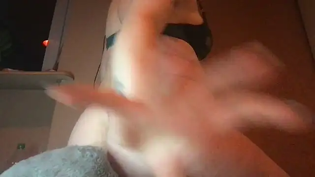 DirtyAlexIs online show from December 1, 9:48 pm