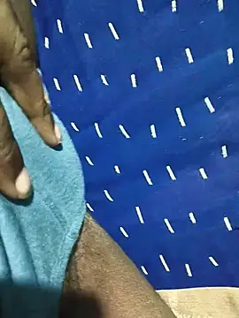 Snapshot of rajrahulovi chatting on February 8, 3:37 pm rajrahulovi online show from February 8, 3:37 pm