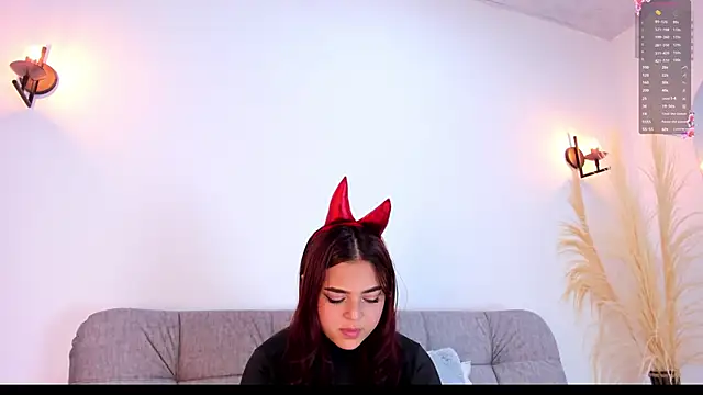 Snapshot of Agata_clark chatting on February 11, 5:07 pm Agata clark online show from February 11, 5:07 pm