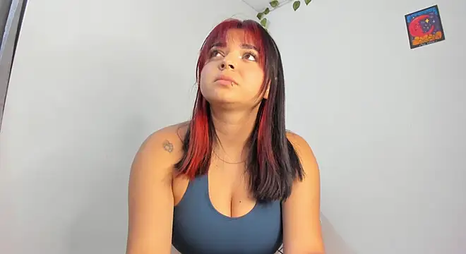 Snapshot of Agata_clark chatting on October 7, 2:42 am Agata clark online show from October 7, 2:42 am