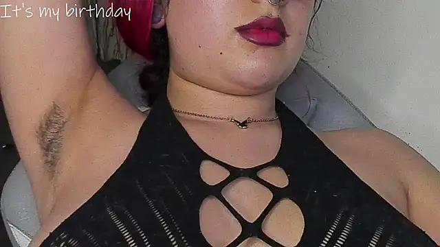 larissa01  online show from January 18, 9:13 am