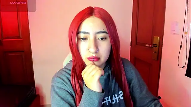larissa01  online show from March 23, 2:37 am