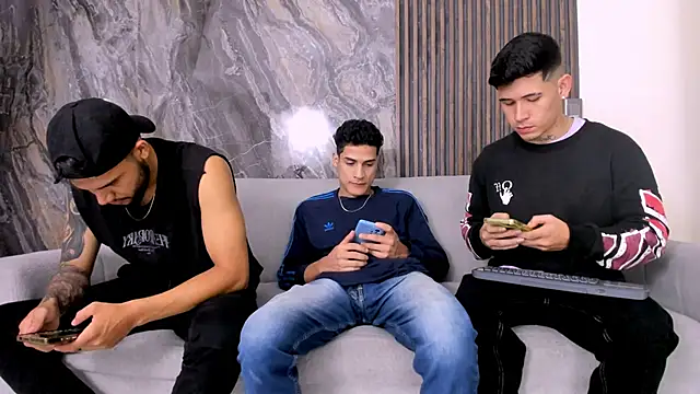 hot day online show from February 28, 1:47 am