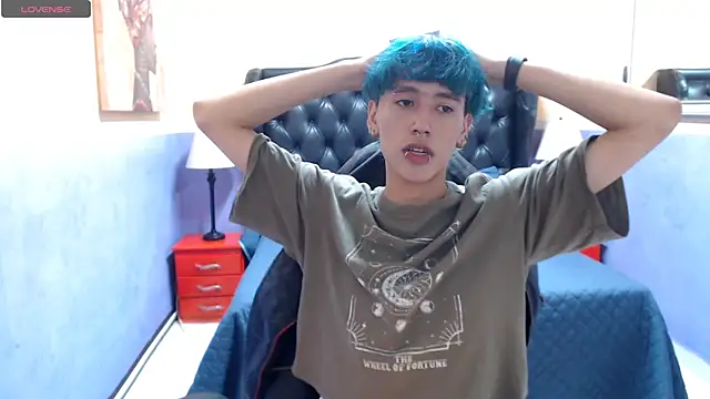 Stephan Queens online show from March 6, 1:37 am