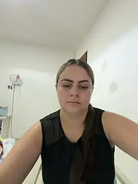 Im Amelia online show from July 17, 4:01 pm