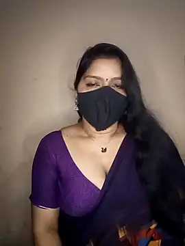 midhly online show from December 19, 6:01 pm