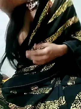 Snapshot of Savita_hotmom chatting on January 6, 1:42 am Savita hotmom online show from January 6, 1:42 am