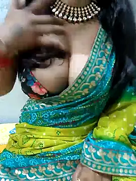 Snapshot of Savita_hotmom chatting on March 22, 12:49 am Savita hotmom online show from March 22, 12:49 am