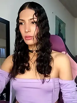 Snapshot of Lanna_hott_ chatting on February 25, 11:53 am Lanna hott online show from February 25, 11:53 am