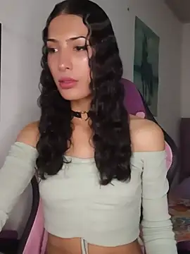 Lanna hott  online show from May 14, 12:17 am