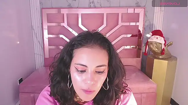 Snapshot of Tyna_ch chatting on December 23, 7:41 pm Tyna ch online show from December 23, 7:41 pm