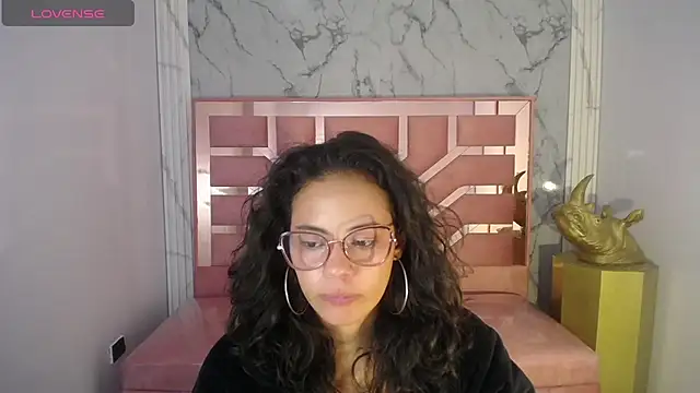 Snapshot of Tyna_ch chatting on January 15, 7:23 pm Tyna ch online show from January 15, 7:23 pm