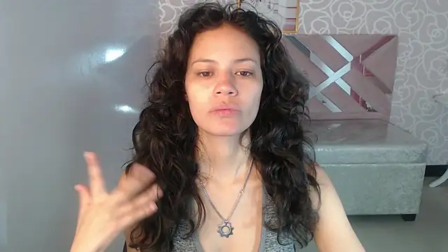Snapshot of Tyna_ch chatting on September 8, 4:50 pm Tyna ch online show from September 8, 4:50 pm