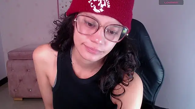 Snapshot of Tyna_ch chatting on July 15, 12:54 pm Tyna ch online show from July 15, 12:54 pm