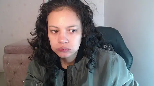 Snapshot of Tyna_ch chatting on July 24, 12:47 pm Tyna ch online show from July 24, 12:47 pm