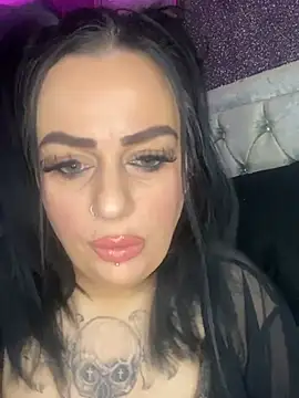 MissEssex online show from January 30, 12:37 pm