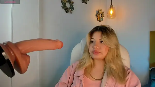 Khali reed  online show from April 16, 5:52 am