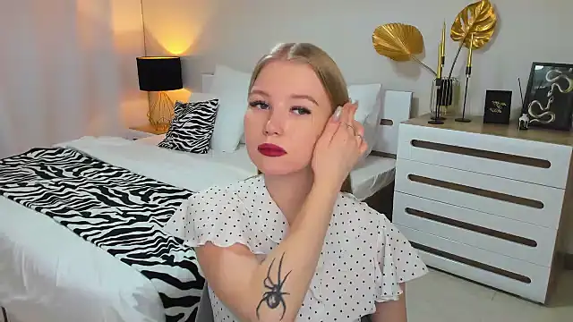 shy  lady online show from January 16, 6:27 pm