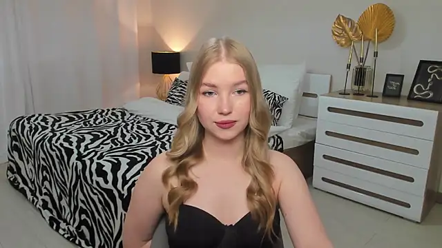 shy  lady online show from April 26, 11:08 am