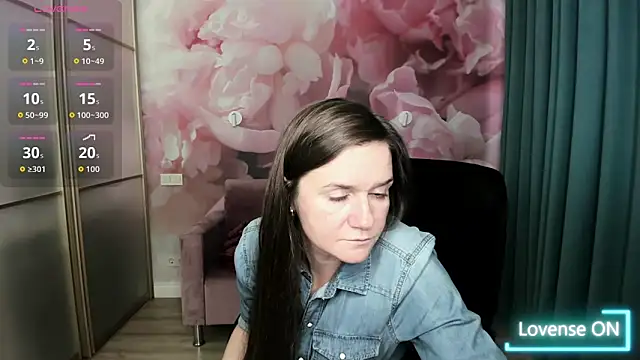 AriaGray online show from October 30, 1:56 pm