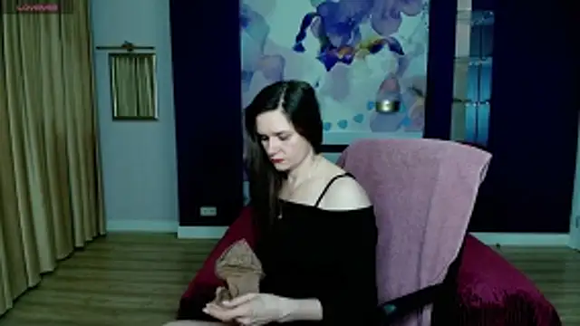 AriaGray online show from December 20, 2:57 pm